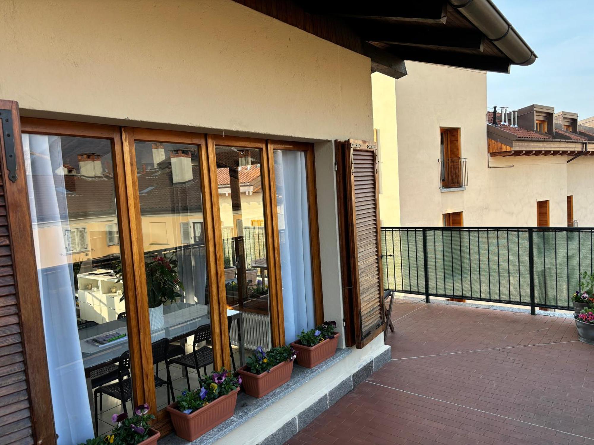 La Terrazza Apartment Verbania Exterior photo